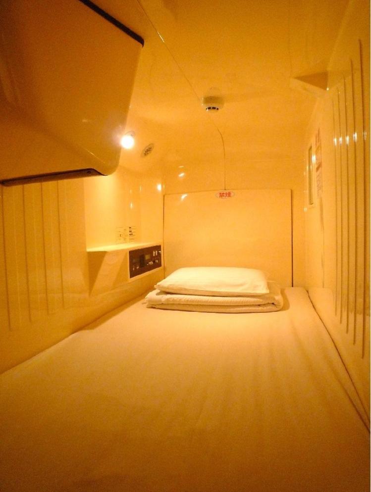 Capsule Hotel & Sauna Noble Chiba Exterior foto