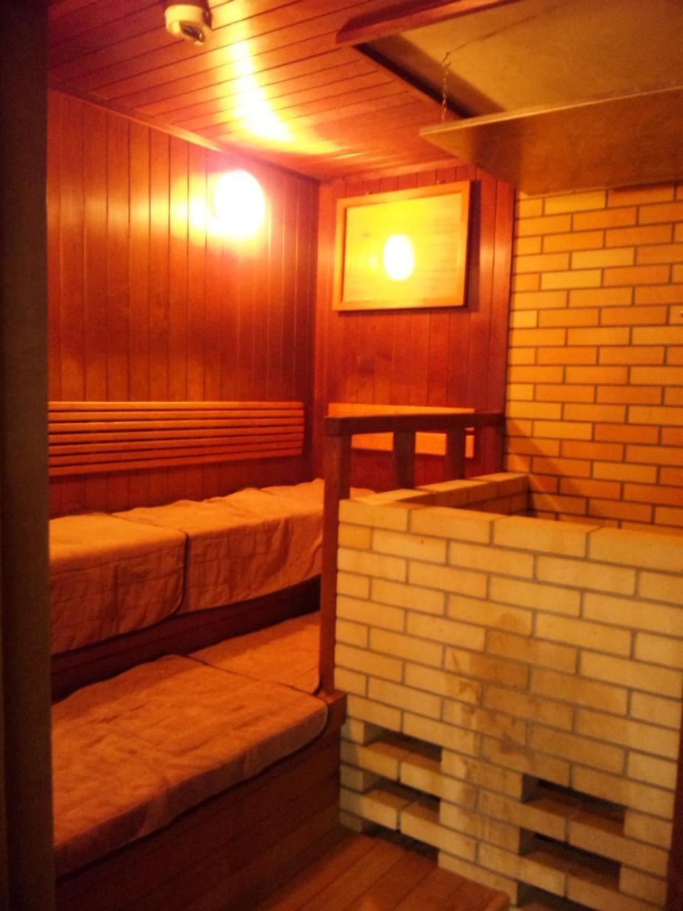 Capsule Hotel & Sauna Noble Chiba Exterior foto